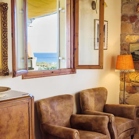 Ferienhaus Palaiopolis House