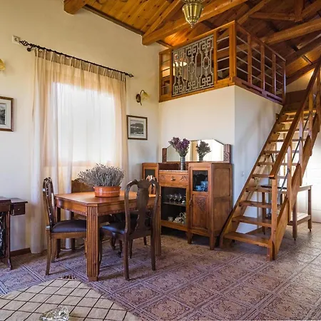 Nyaraló Palaiopolis House *