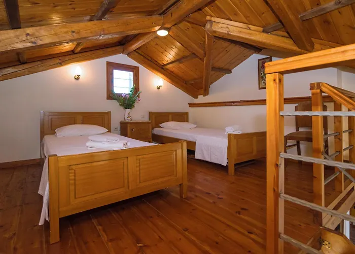 Palaiopolis House Casa de Férias Avlemonas